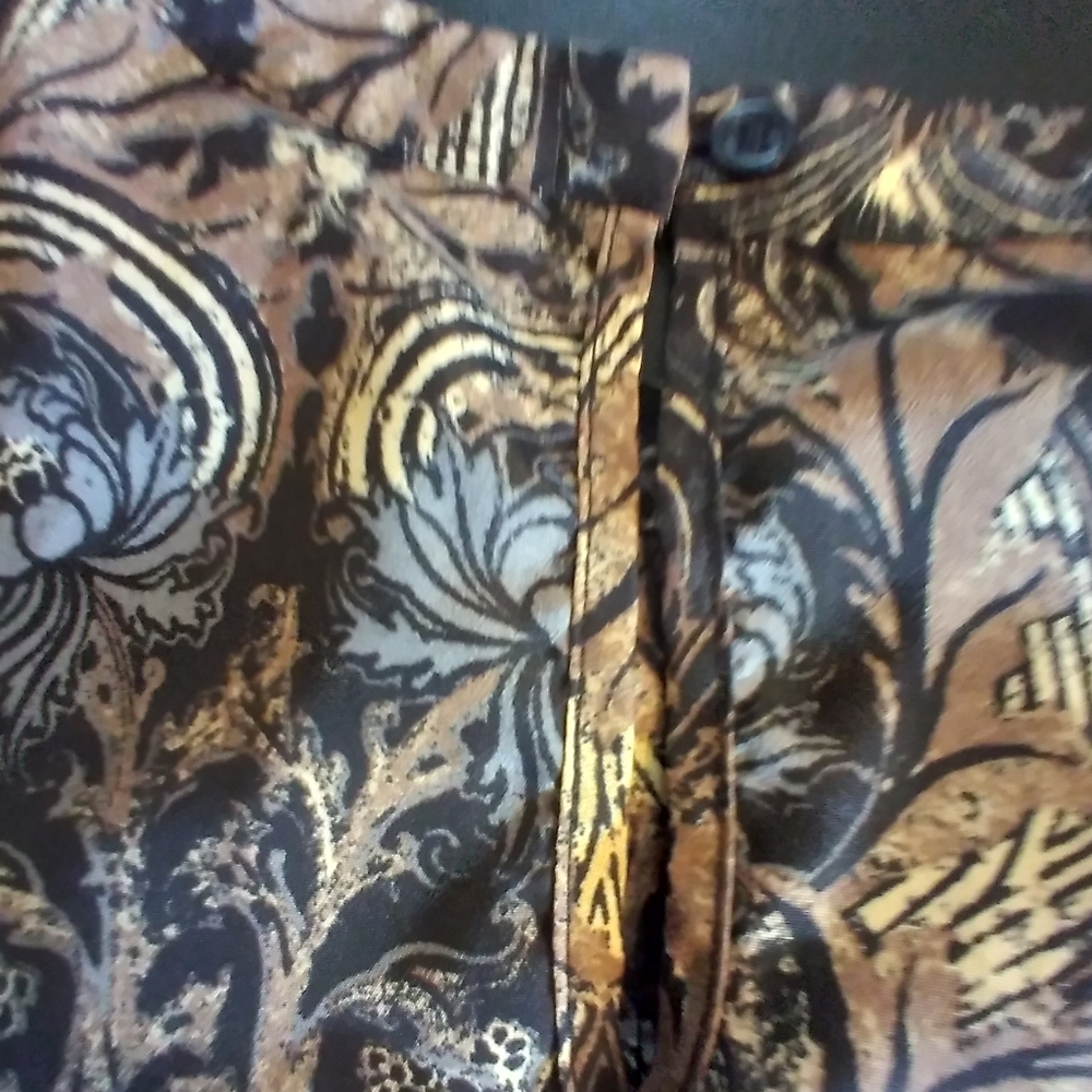 New York & Co Elegant Paisley Women's Top Ruffled Size S. Office Workwear Trip - Picture 2 of 11